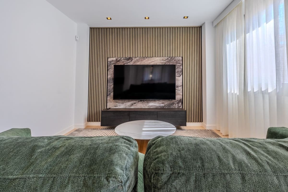 3 quarto Casa em Banda para venda em Estepona com piscina garagem - 495 000 € (Ref: 9105020)