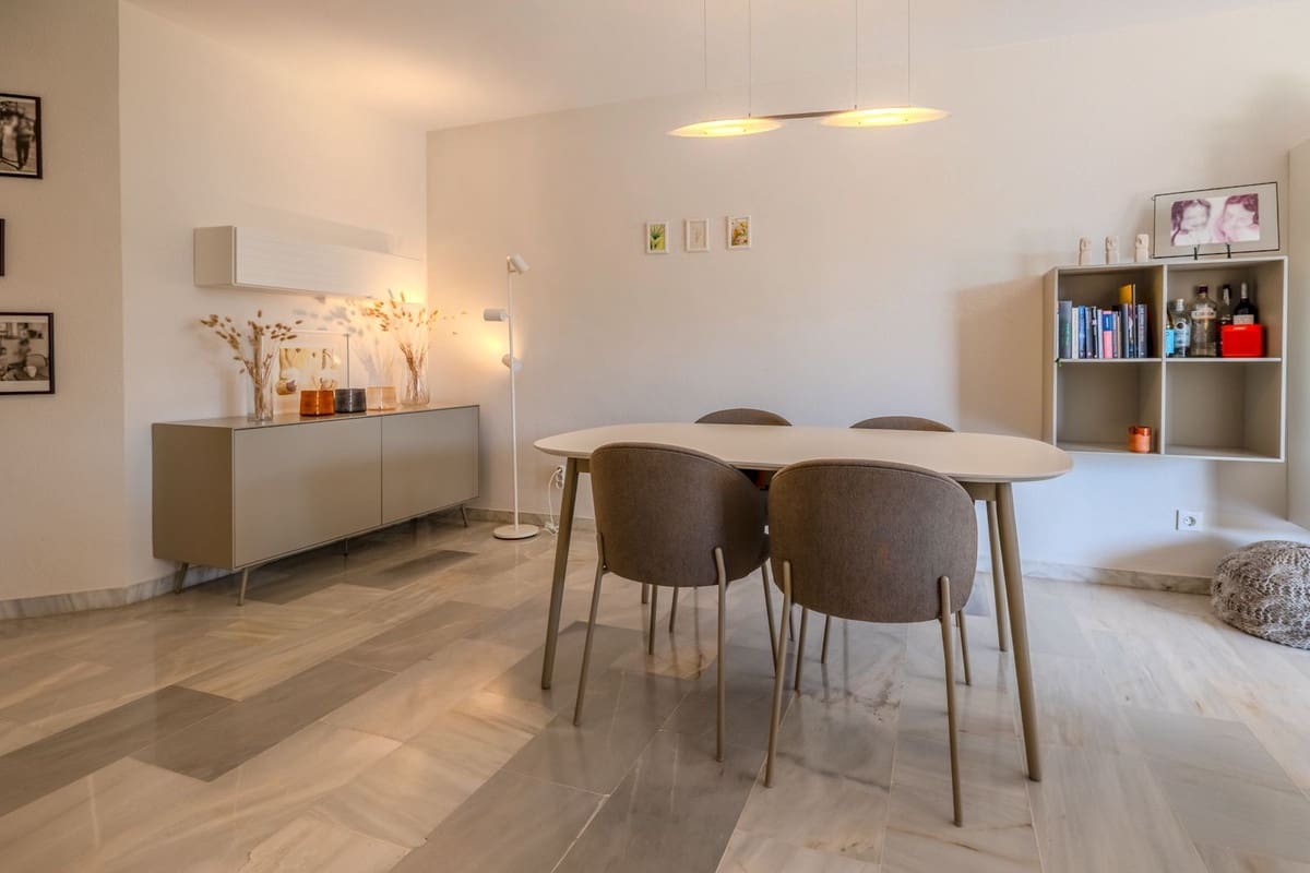 2 bedroom Apartment for sale in Mijas Golf with pool garage - € 310,000 (Ref: 9115560)