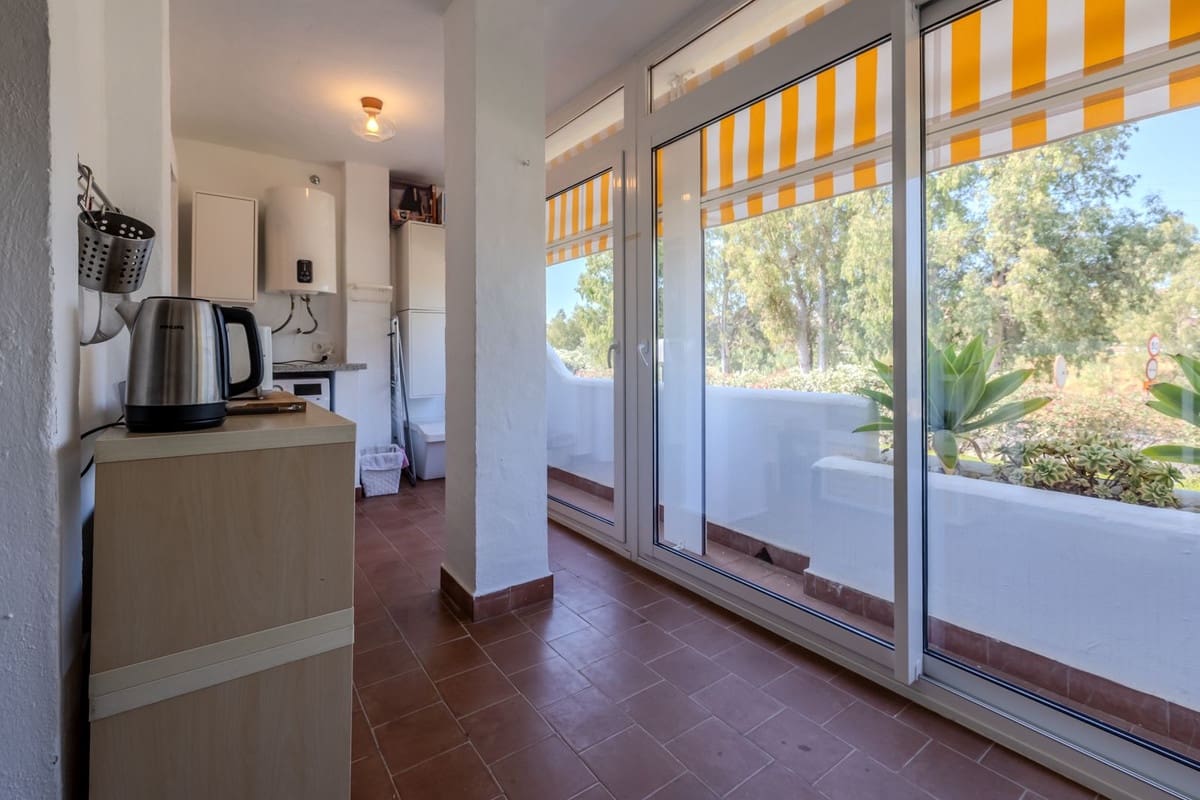 2 bedroom Apartment for sale in Mijas Golf with pool garage - € 310,000 (Ref: 9115560)