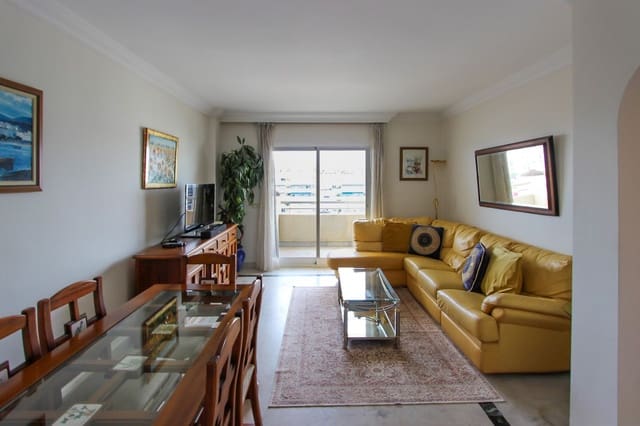 2 bedroom Apartment for sale in Puerto Banus, Marbella with pool - € 580,000 (Ref: 9175547)