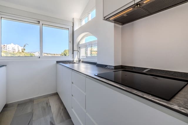 2 soveværelse Lejlighed til salg i Riviera del Sol, Mijas med swimmingpool - € 345.000 (Ref: 9203207)