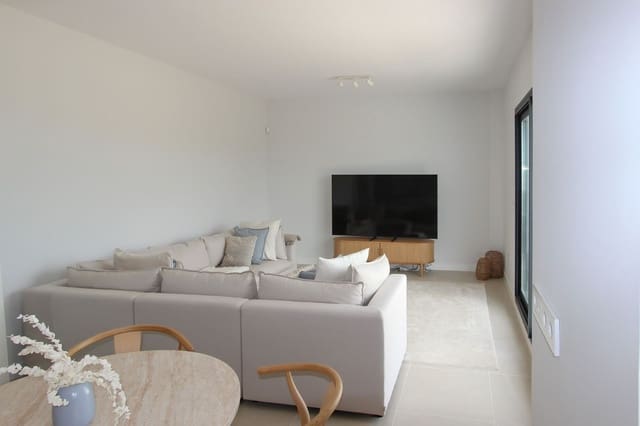 2 sypialnia Penthouse na sprzedaż w Estepona z basenem garażem - 445 000 € (Ref: 9272903)