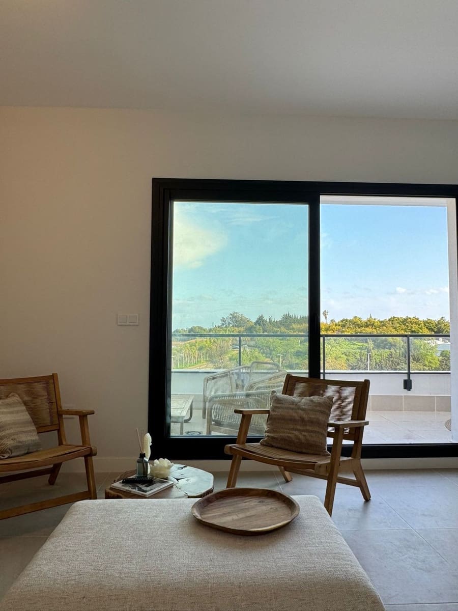 2 chambre Penthouse à vendre à Estepona avec piscine garage - 445 000 € (Ref: 9272903)
