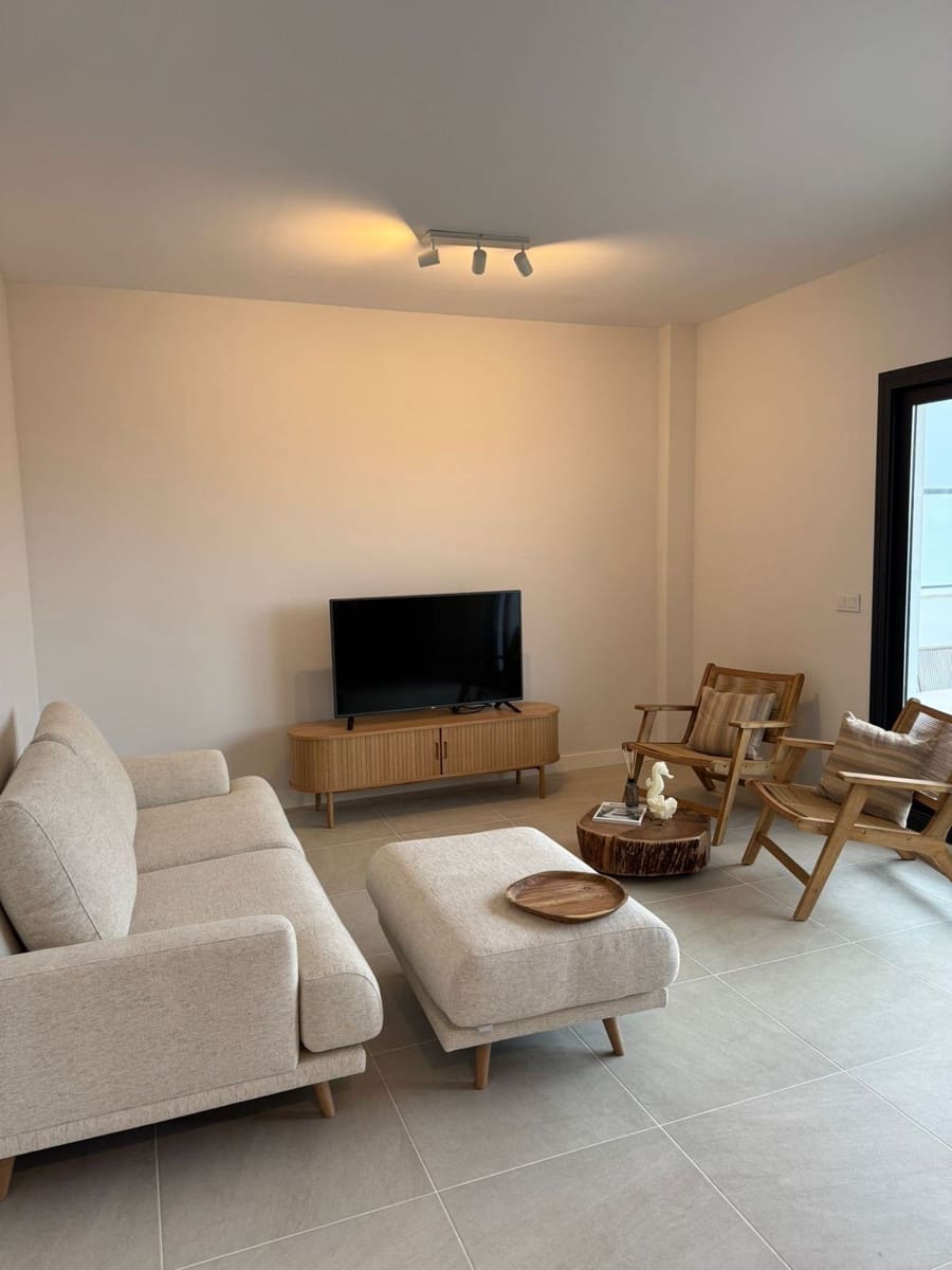 2 chambre Penthouse à vendre à Estepona avec piscine garage - 445 000 € (Ref: 9272903)