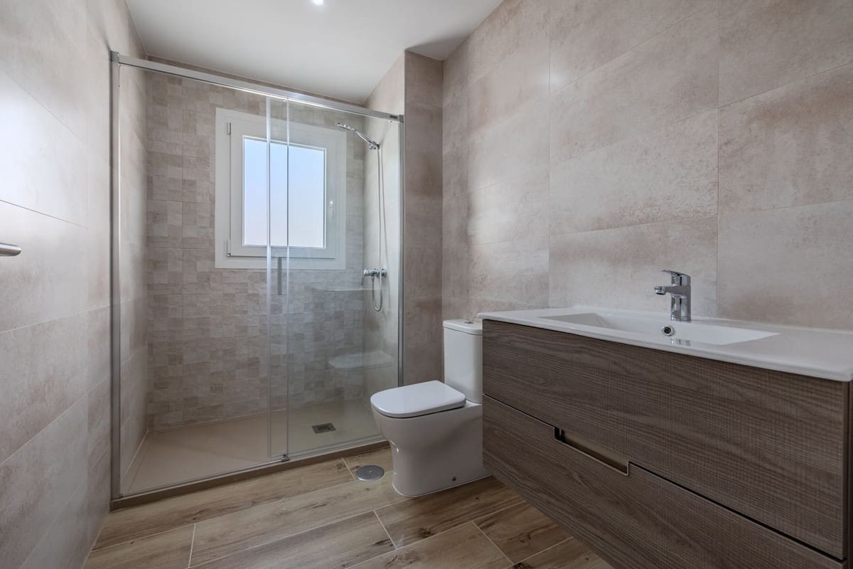 Apartamento de 4 habitaciones en Nueva Andalucia en venta con piscina garaje - 575.000 € (Ref: 9289539)