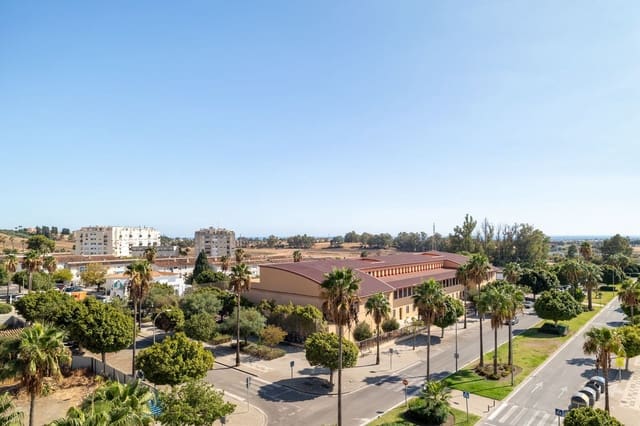 4 soverom Leilighet til salgs i Nueva Andalucia, Marbella med svømmebasseng garasje - € 575 000 (Ref: 9289539)