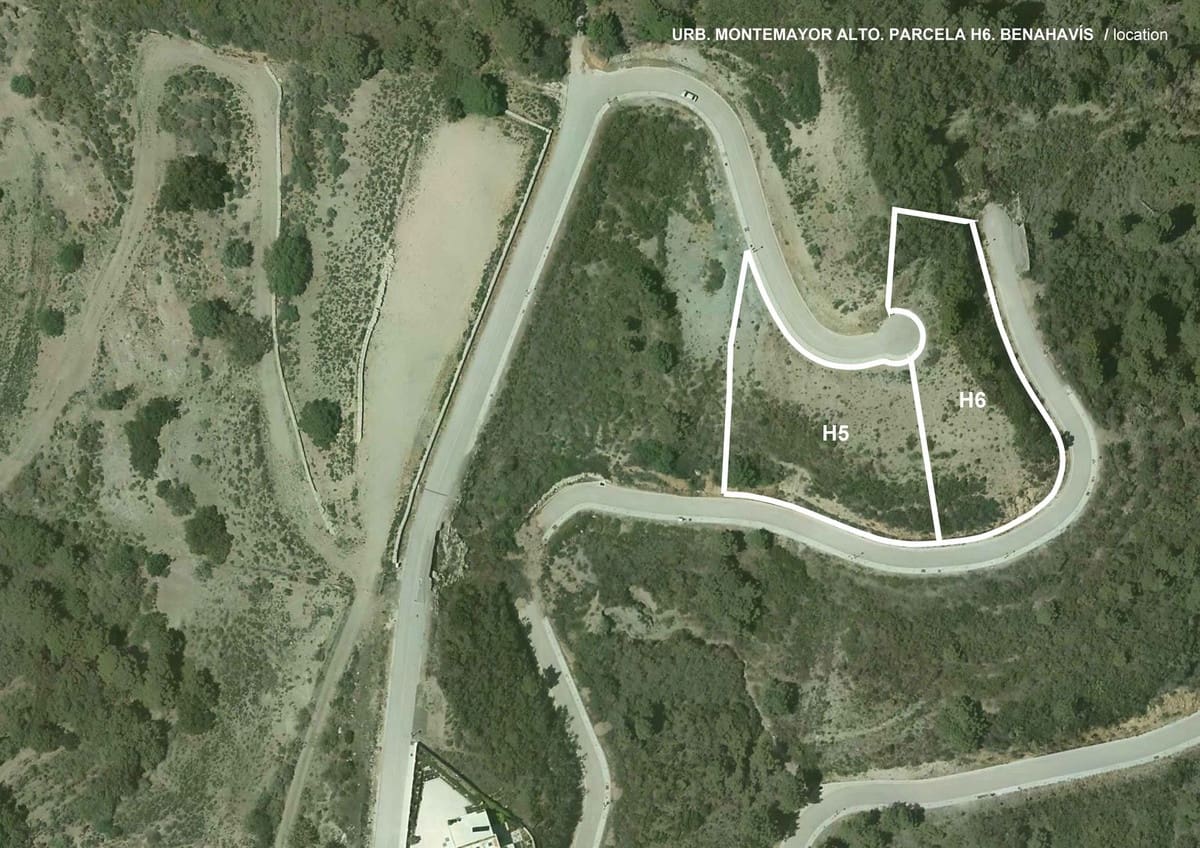 Building Plot for sale in Benahavis - € 1,700,000 (Ref: 9297950)