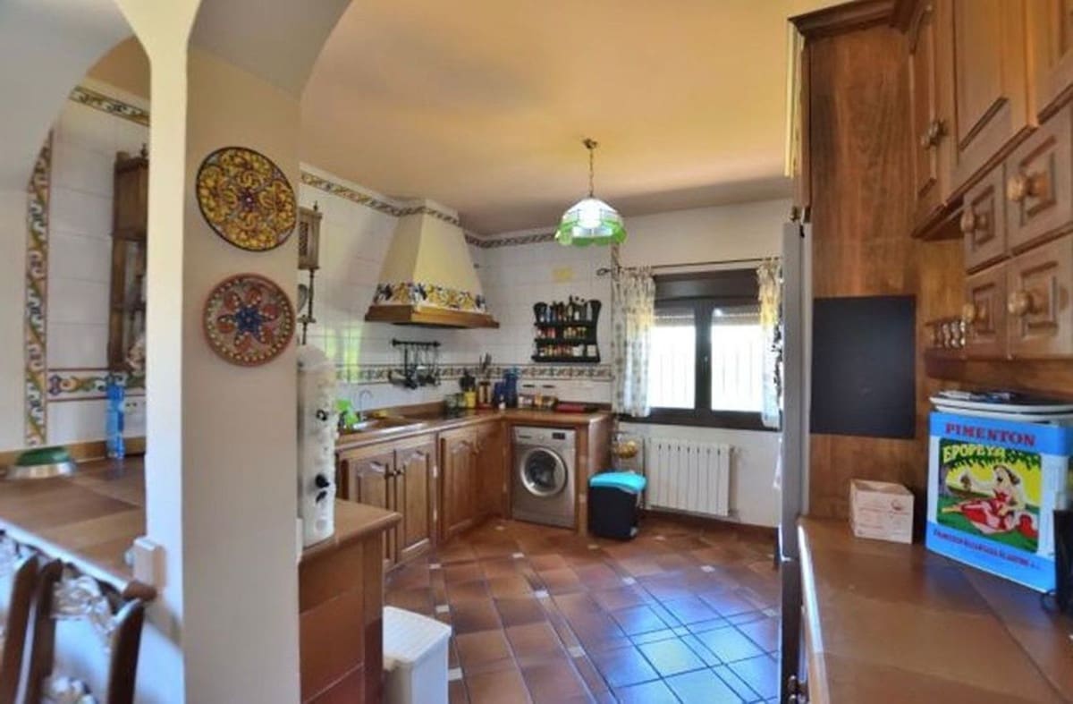 3 bedroom Finca/Country House for sale in Arriate with pool - € 480,000 (Ref: 9301634)