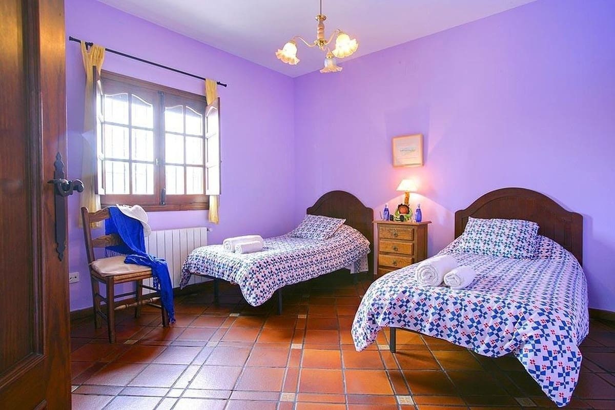 3 bedroom Finca/Country House for sale in Arriate with pool - € 480,000 (Ref: 9301634)