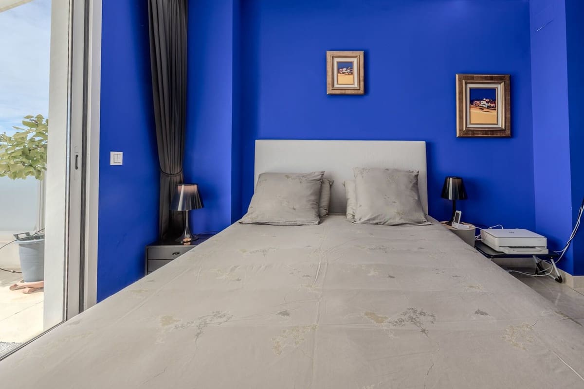 Apartamento de 2 habitaciones en Los Monteros en venta con piscina garaje - 980.000 € (Ref: 9343999)