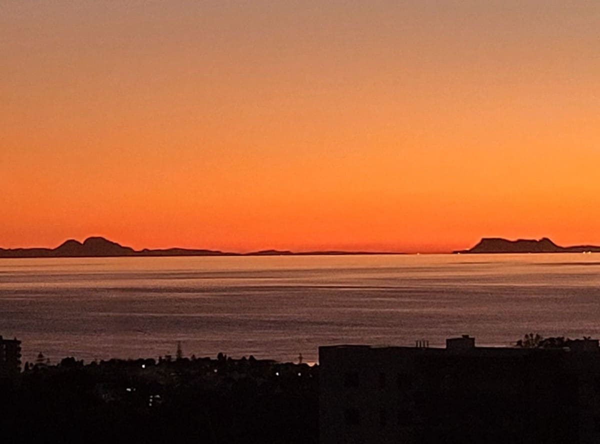 2 sovrum Lägenhet till salu i Los Monteros med pool garage - 980 000 € (Ref: 9343999)