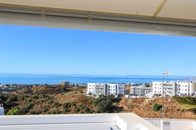 2 sypialnia Apartament na sprzedaż w Los Monteros, Marbella z basenem garażem - 920 000 € (Ref: 9343999)