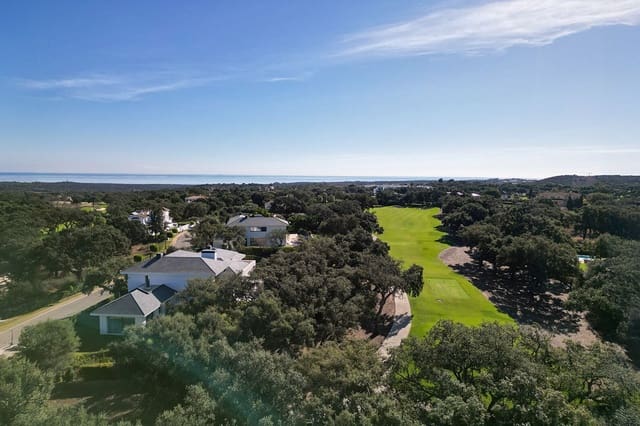 4 sovrum Villa till salu i Sotogrande, San Roque med pool garage - 1 595 000 € (Ref: 9378146)