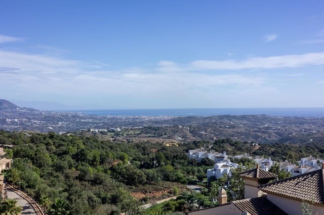 3 quarto Penthouse para venda em La Mairena, Ojen com piscina garagem - 435 000 € (Ref: 9383601)