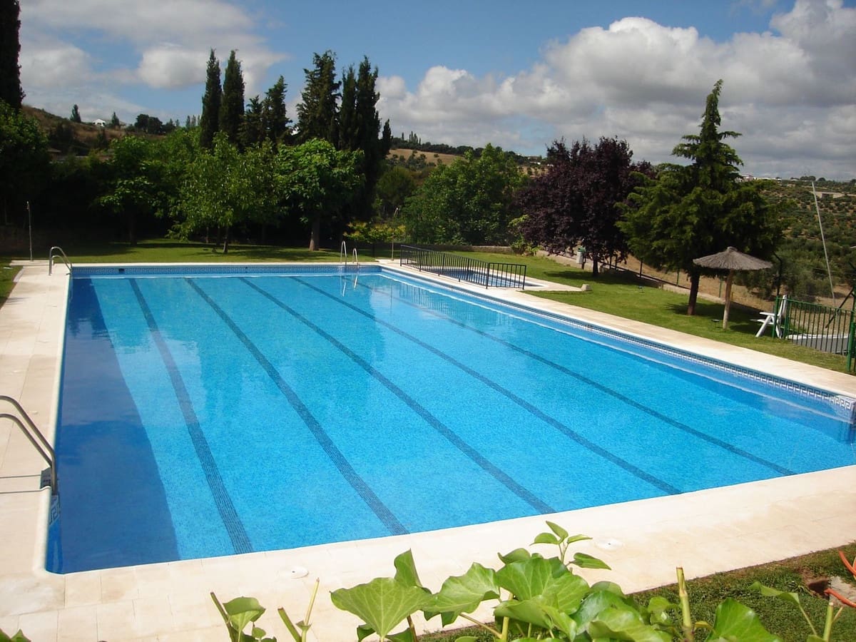 Virksomhed til salg i Ronda med swimmingpool garage - € 1.100.000 (Ref: 9517916)