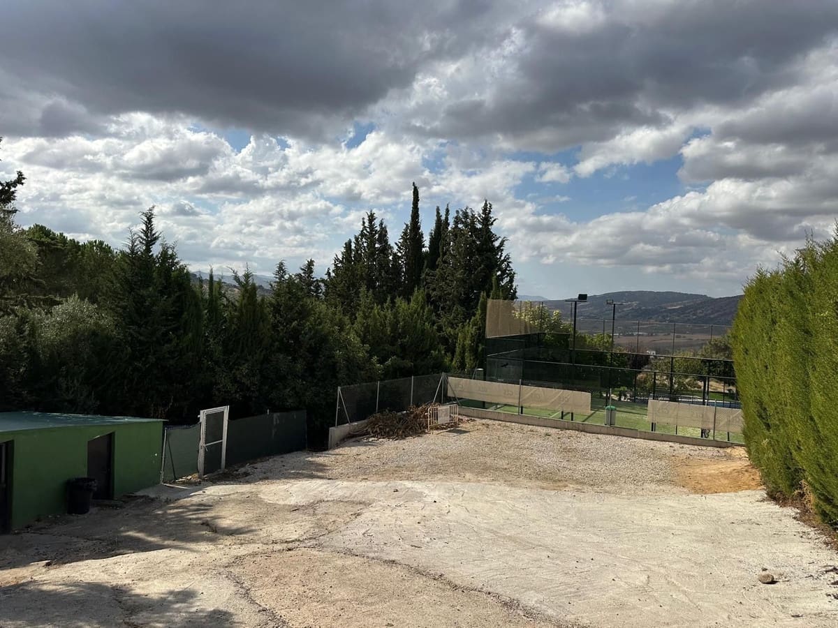 Virksomhed til salg i Ronda med swimmingpool garage - € 1.100.000 (Ref: 9517916)