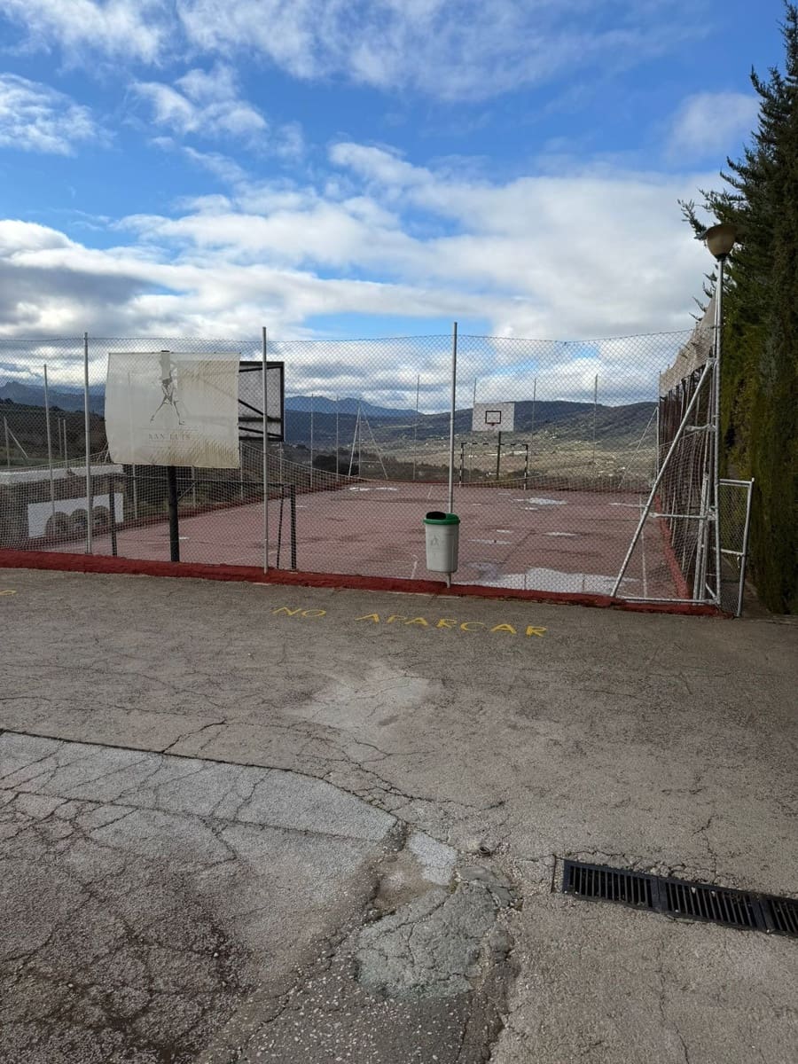 Virksomhed til salg i Ronda med swimmingpool garage - € 1.100.000 (Ref: 9517916)