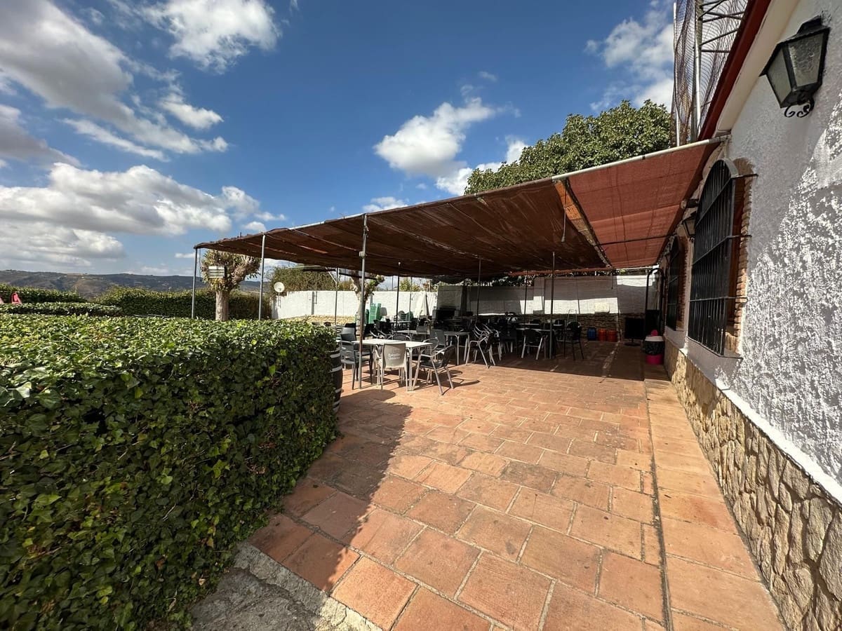 Virksomhed til salg i Ronda med swimmingpool garage - € 1.100.000 (Ref: 9517916)