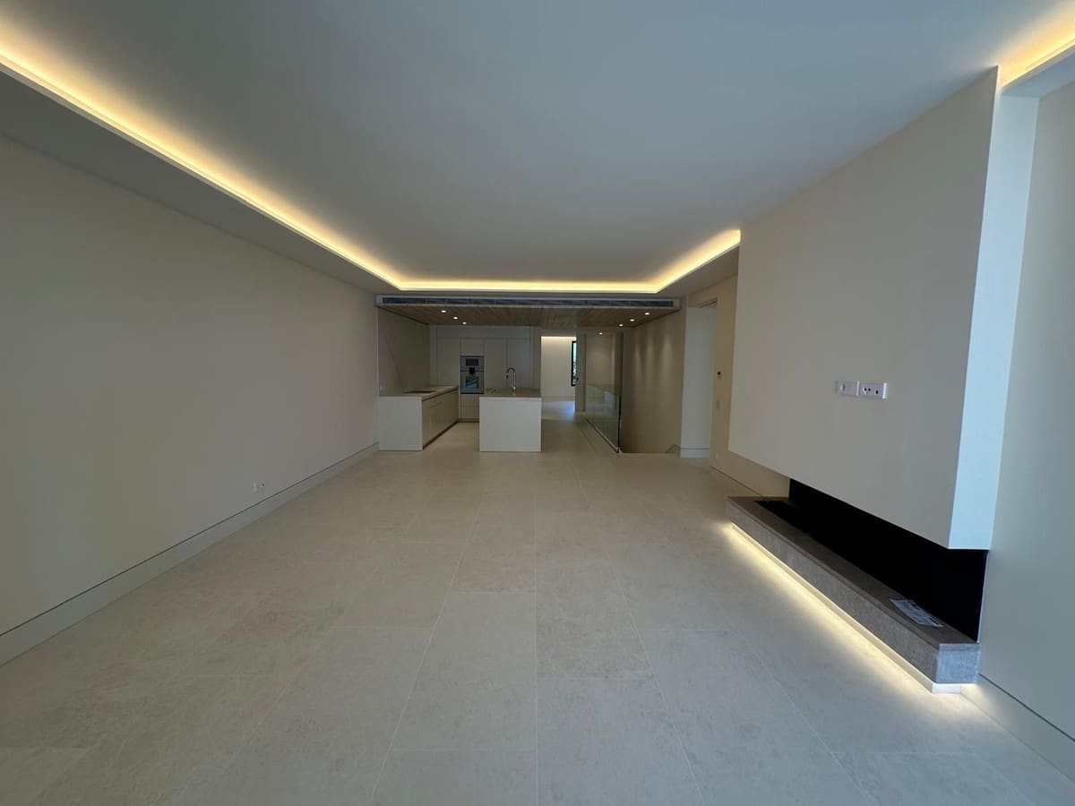 4 soverom Leilighet til salgs i Golden Mile med svømmebasseng garasje - € 6 200 000 (Ref: 9566269)