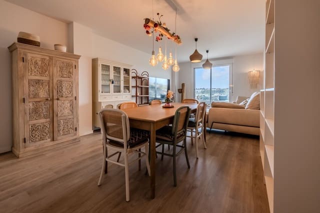 Apartamento de 3 habitaciones en Nueva Andalucia, Marbella en venta con piscina garaje - 495.000 € (Ref: 9676318)