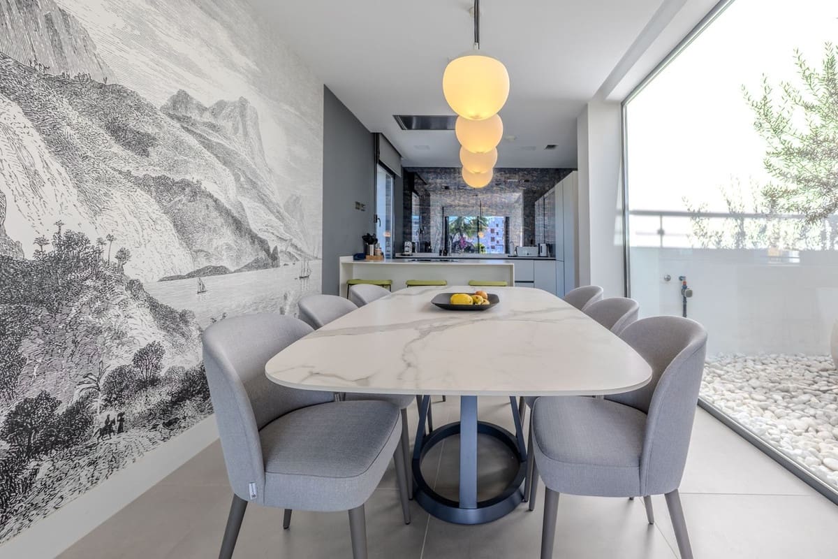 4 slaapkamer Villa te koop in Estepona met zwembad garage - € 1.590.000 (Ref: 9713273)