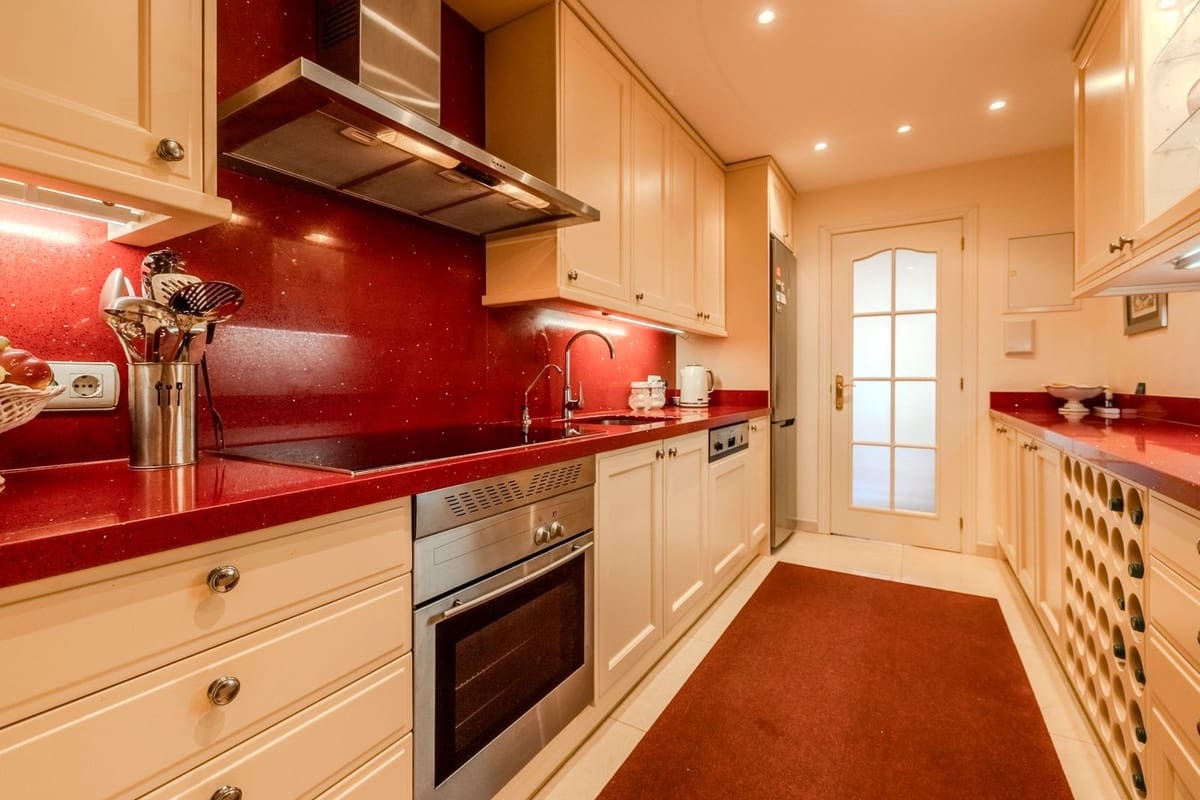 2 camera da letto Appartamento in vendita in Puerto Banus con piscina garage - 879.000 € (Rif: 9727098)