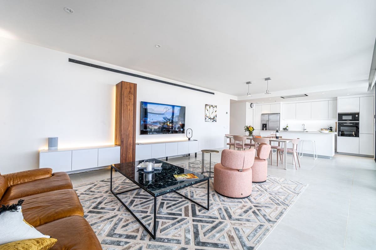 3 sovrum Lägenhet till salu i Fuengirola med pool garage - 695 000 € (Ref: 9797986)