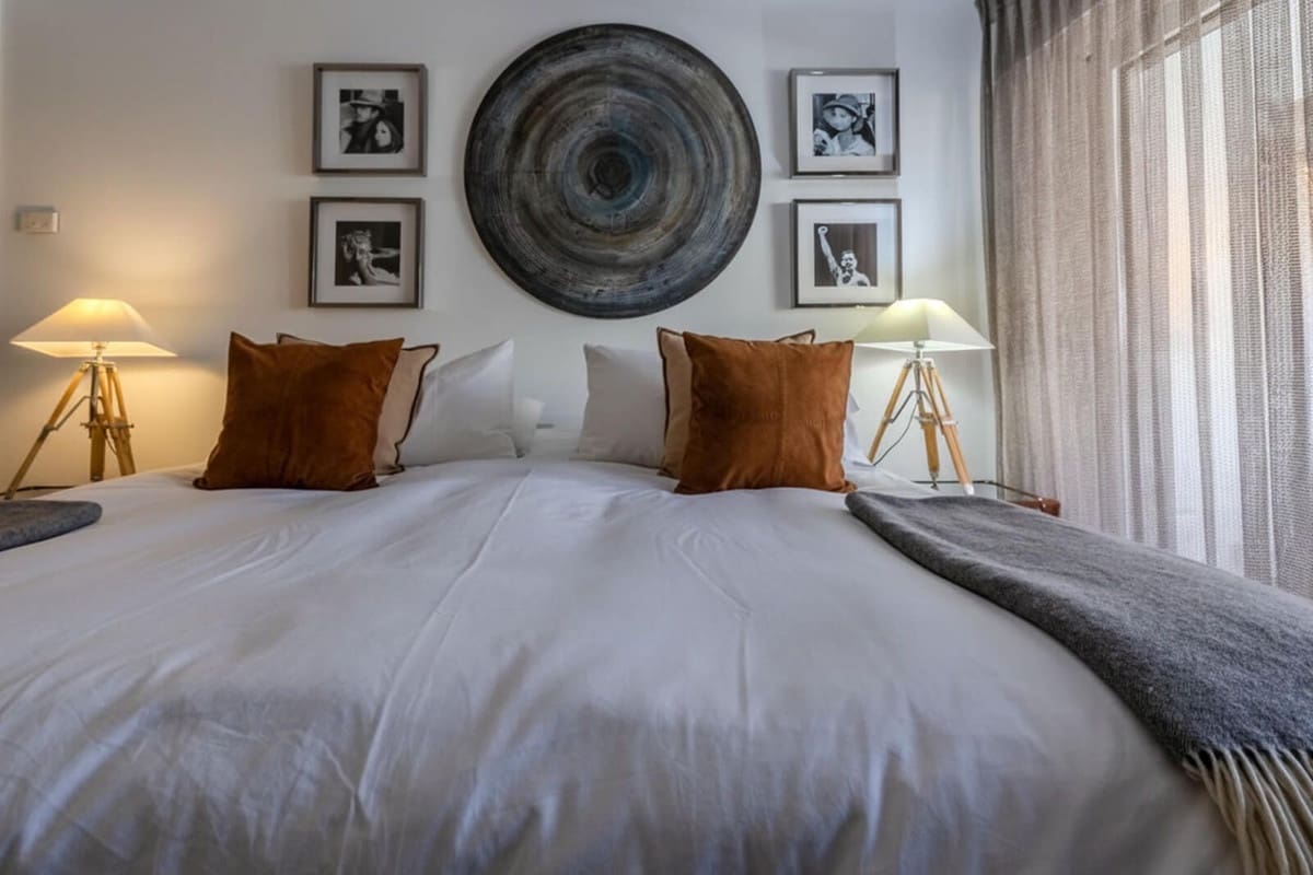3 bedroom Apartment for sale in Puerto Banus with pool garage - € 3,900,000 (Ref: 9838293)