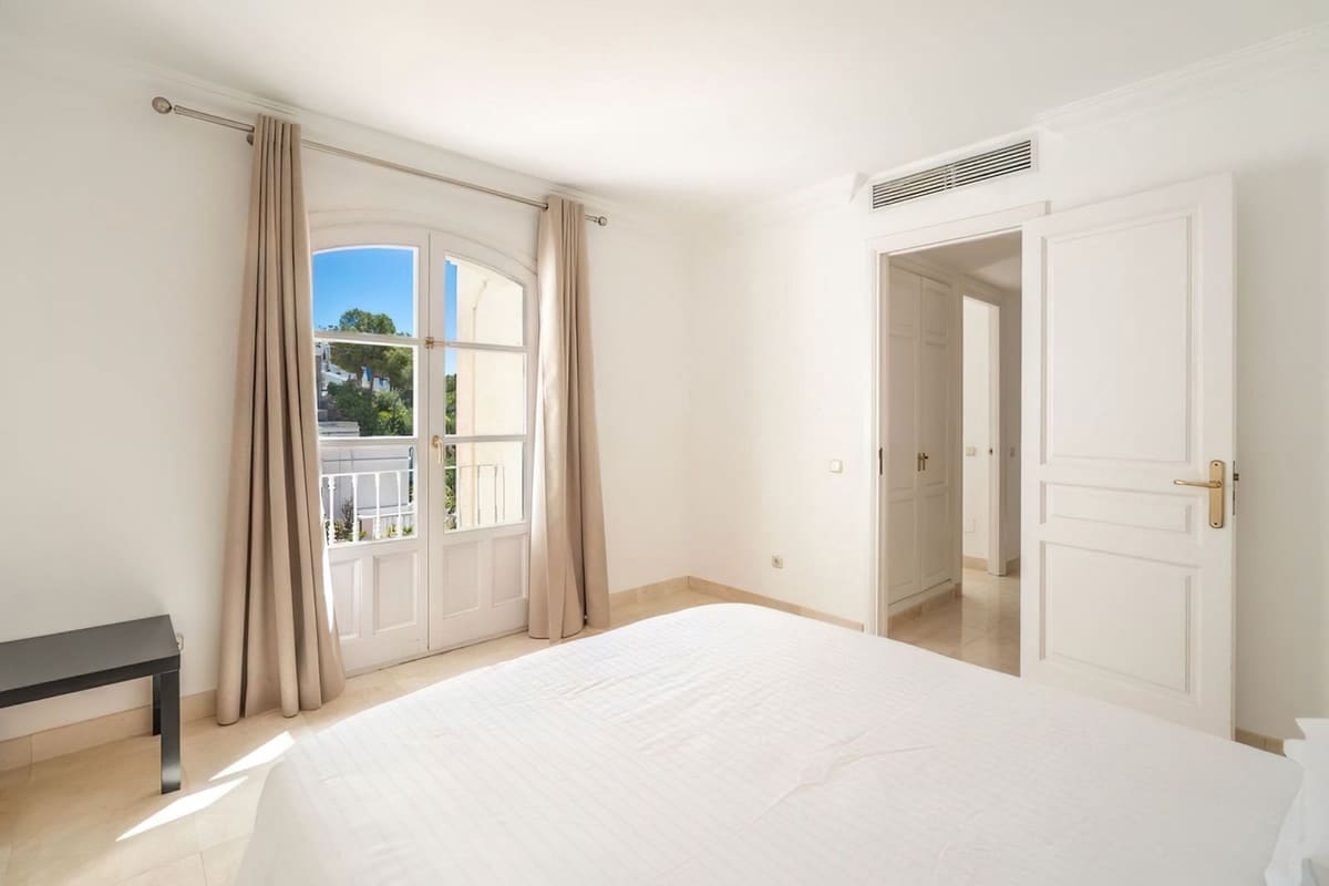 3 slaapkamer Huis te koop in La Heredia met zwembad garage - € 550.000 (Ref: 9853058)