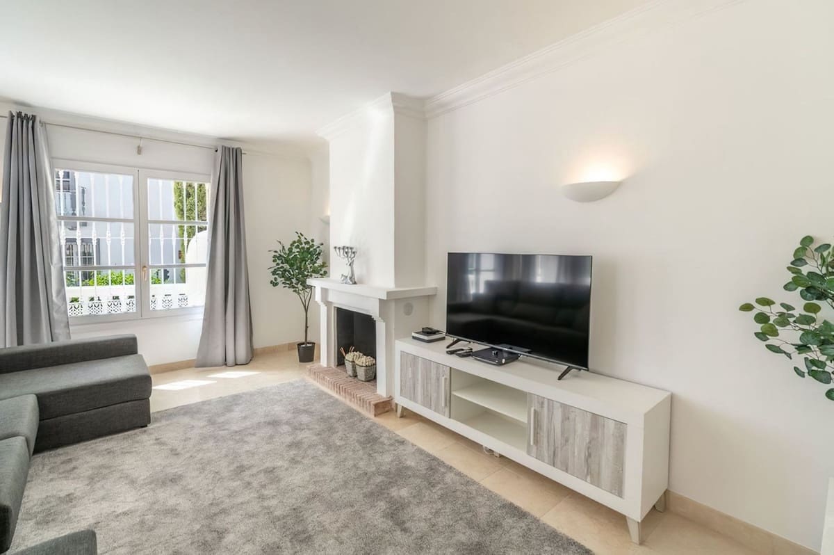 3 slaapkamer Huis te koop in La Heredia met zwembad garage - € 550.000 (Ref: 9853058)