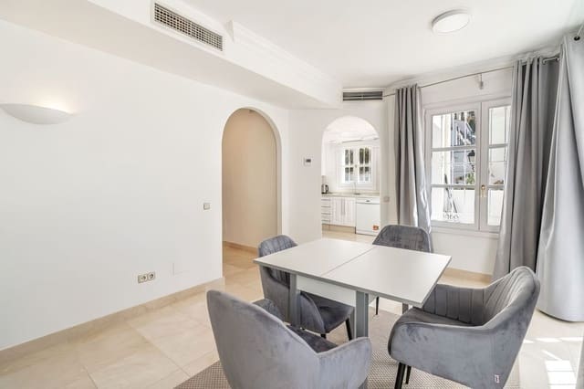 3 slaapkamer Huis te koop in La Heredia, Benahavís met zwembad garage - € 550.000 (Ref: 9853058)
