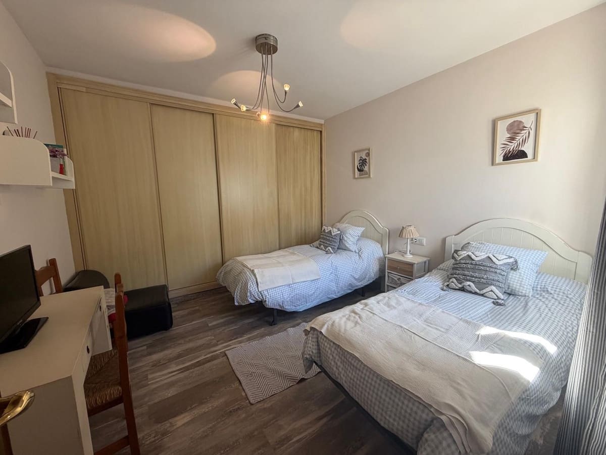 3 makuuhuone Huoneisto myytävänä paikassa Ronda - 218 000 € (Ref: 9853059)
