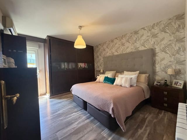 3 makuuhuone Huoneisto myytävänä paikassa Ronda - 218 000 € (Ref: 9853059)