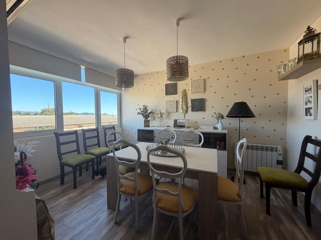 3 makuuhuone Huoneisto myytävänä paikassa Ronda - 218 000 € (Ref: 9853059)