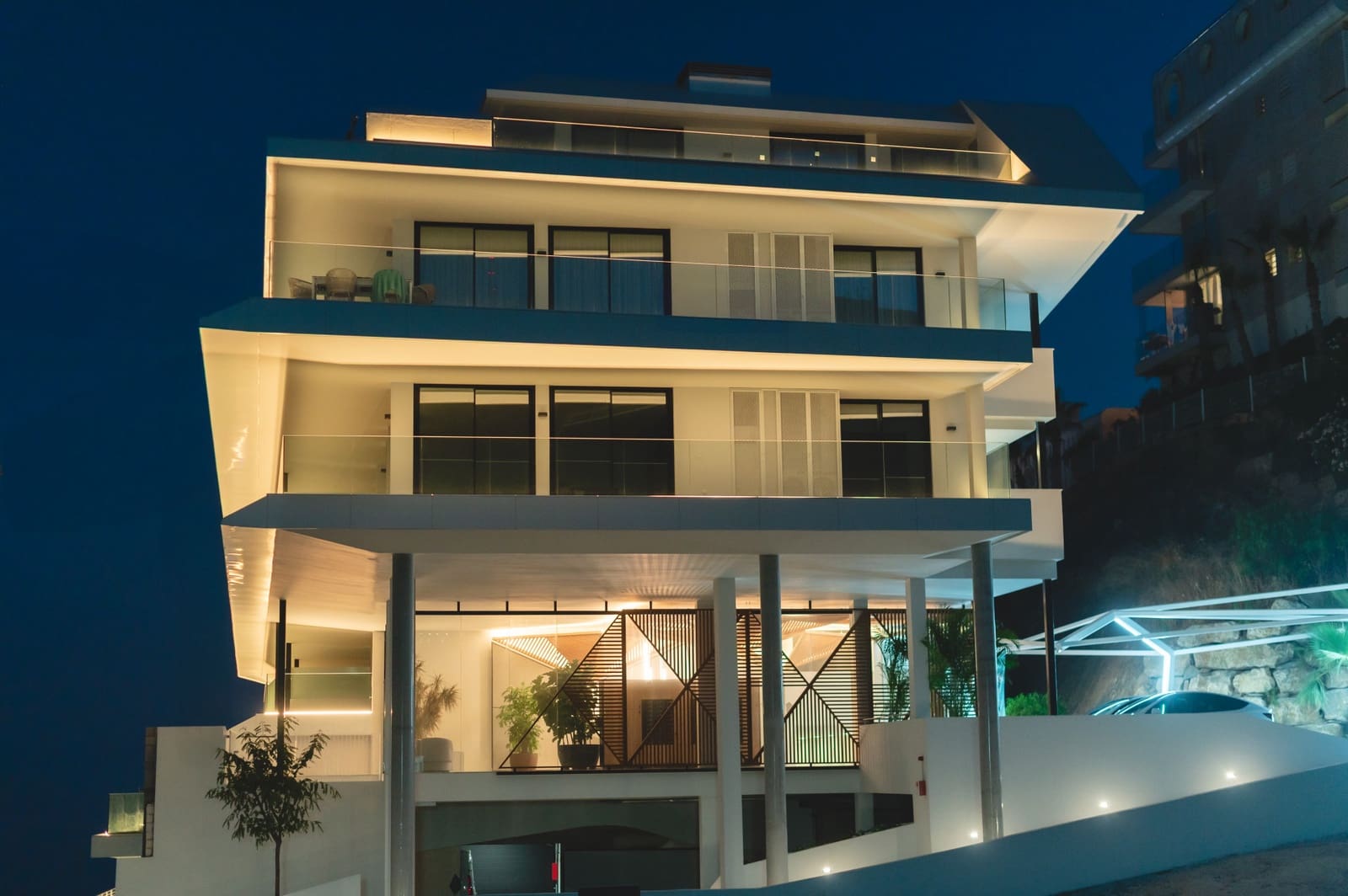 4 slaapkamer Penthouse te koop in Fuengirola met zwembad garage - € 2.425.000 (Ref: 9494758)
