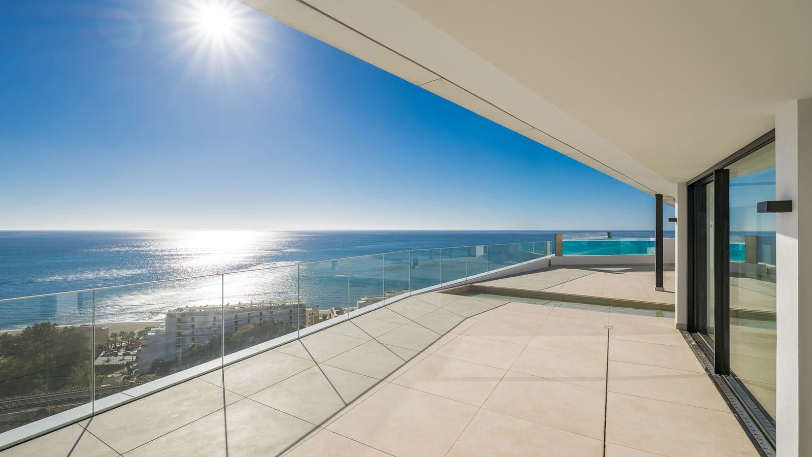3 sovrum Takvåning till salu i Fuengirola med pool garage - 3 495 000 € (Ref: 9494760)