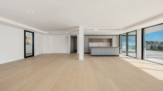 3 sovrum Takvåning till salu i El Higuerón, Fuengirola med pool garage - 3 495 000 € (Ref: 9494760)