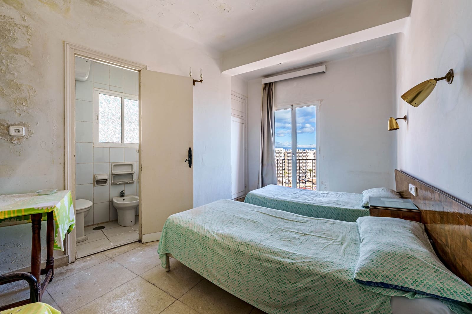 Hotell til salgs i Torremolinos - € 1 700 000 (Ref: 9494761)