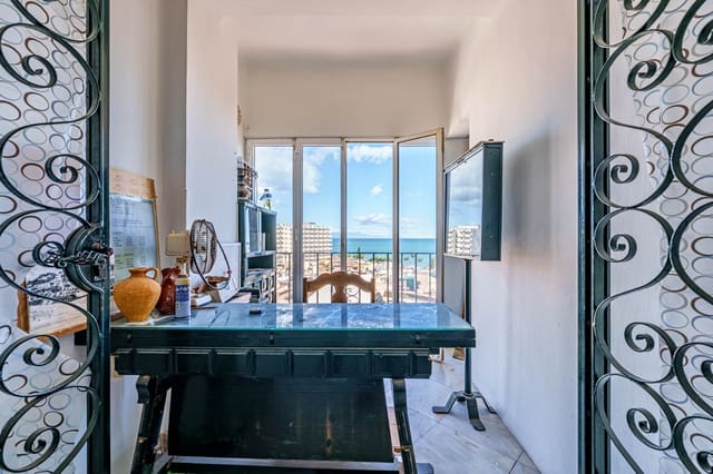 Hotell til salgs i Torremolinos - € 1 700 000 (Ref: 9494761)