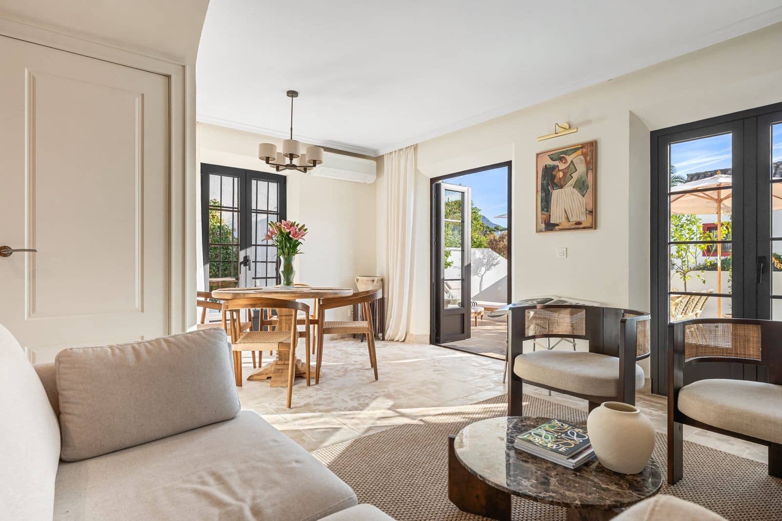 2 bedroom Townhouse for sale in Marbella with pool - € 795,000 (Ref: 9494769)