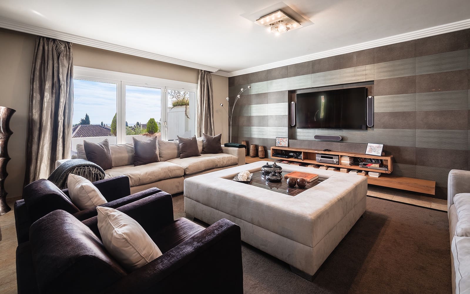 4 soverom Leilighet til salgs i Marbella med svømmebasseng garasje - € 2 500 000 (Ref: 9494771)