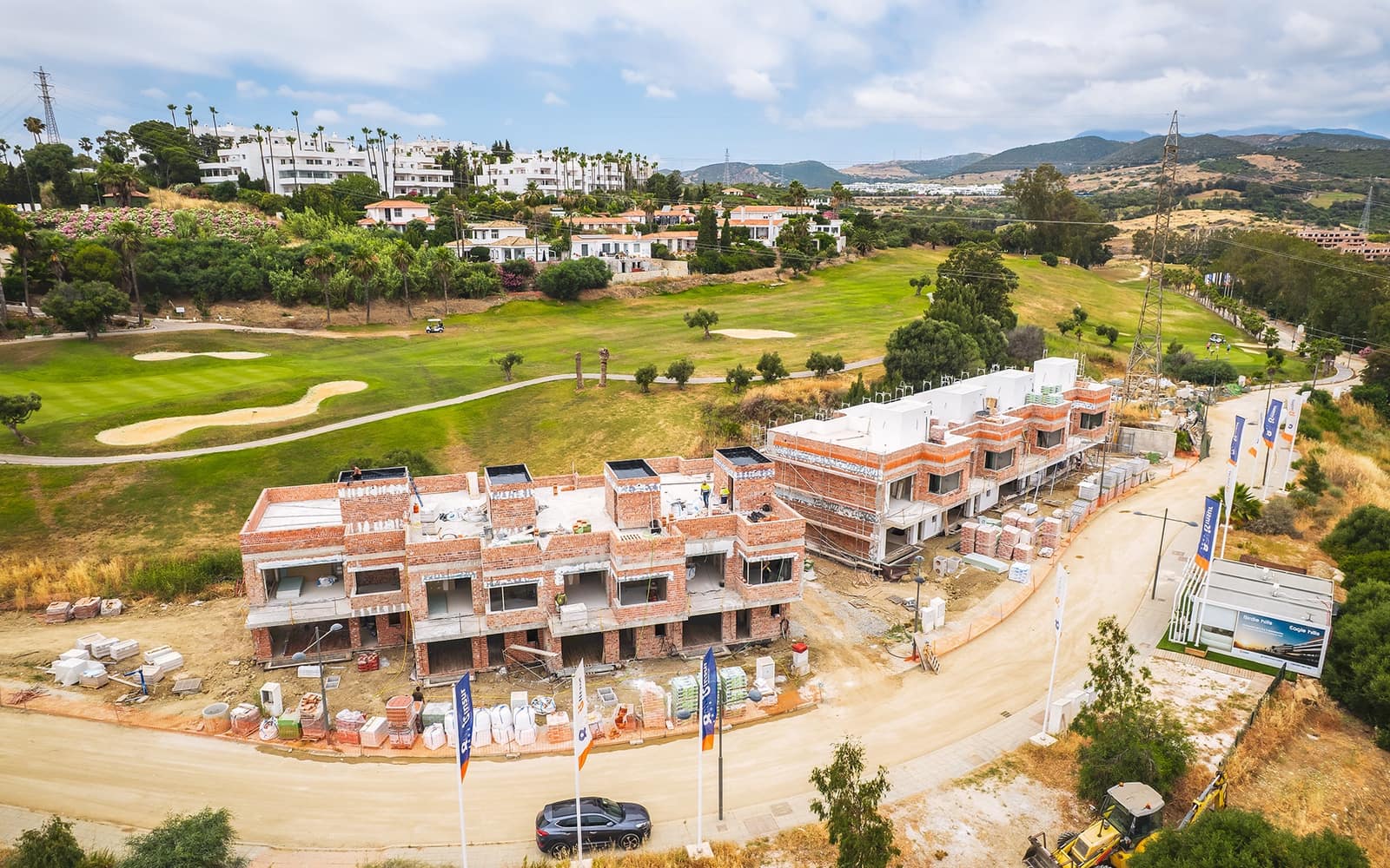 3 slaapkamer Huis te koop in Estepona met zwembad garage - € 660.000 (Ref: 9494774)