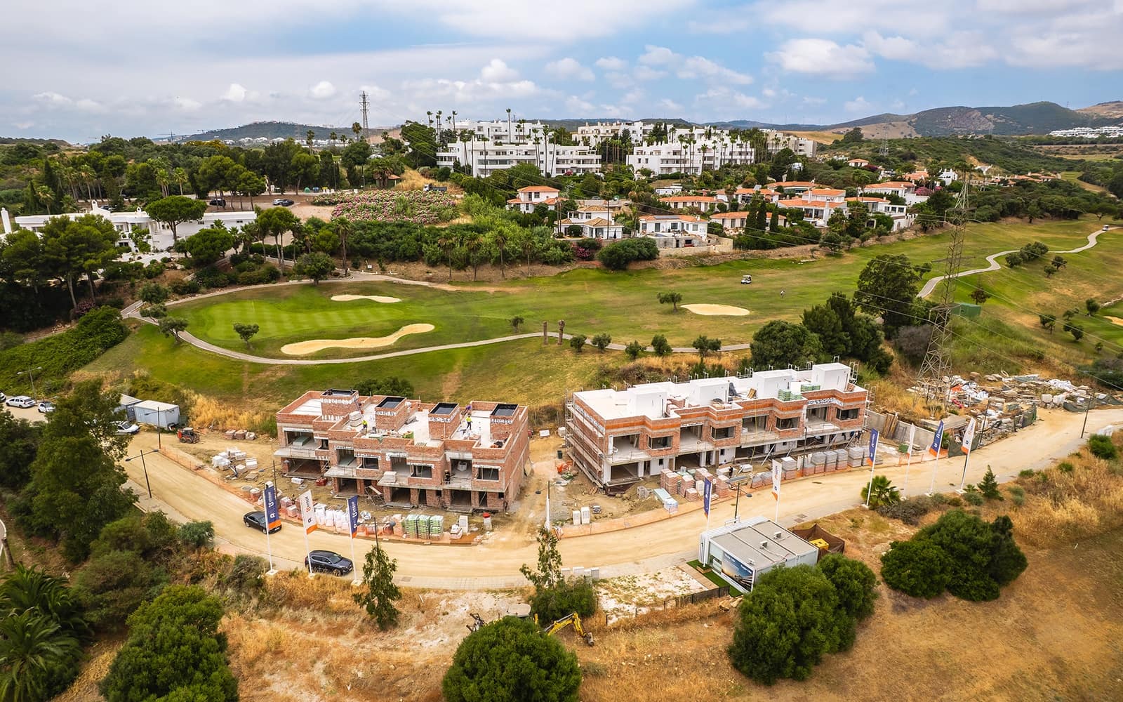 3 slaapkamer Huis te koop in Estepona met zwembad garage - € 660.000 (Ref: 9494774)