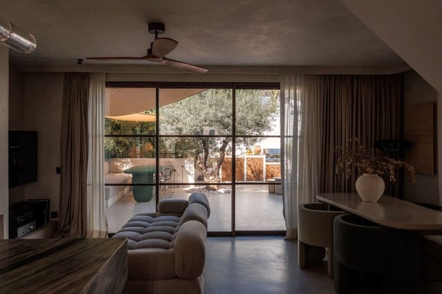 2 quarto Casa em Banda para venda em Marbella com piscina - 795 000 € (Ref: 9494778)