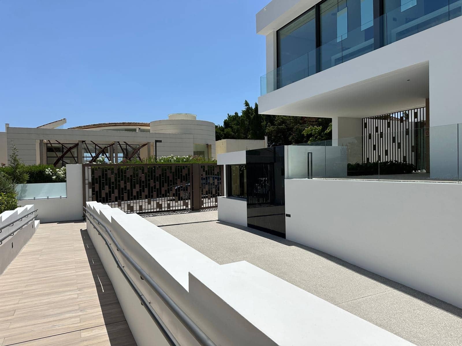 4 slaapkamer Halfvrijstaande villa te koop in Marbella met zwembad garage - € 4.800.000 (Ref: 9494783)