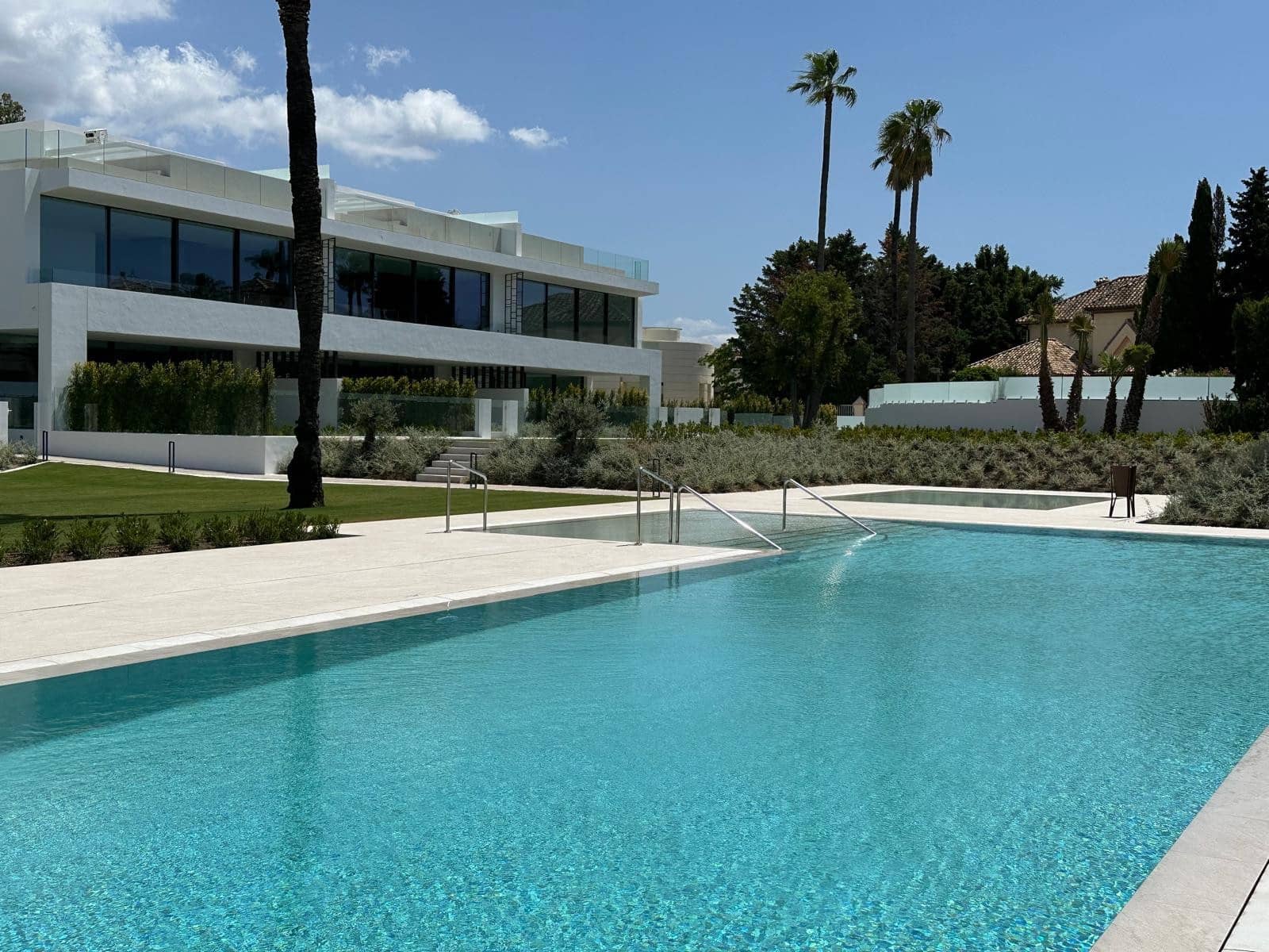 4 Zimmer Doppelhaus zu verkaufen in Marbella mit Pool Garage - 4.800.000 € (Ref: 9494784)