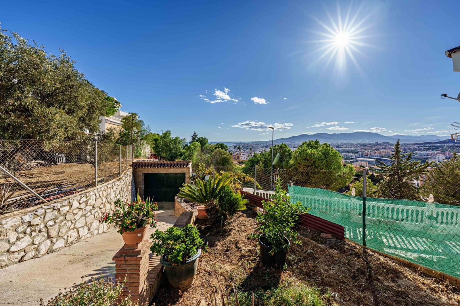 3 soverom Villa til salgs i Malaga by med garasje - € 574 500 (Ref: 9494785)