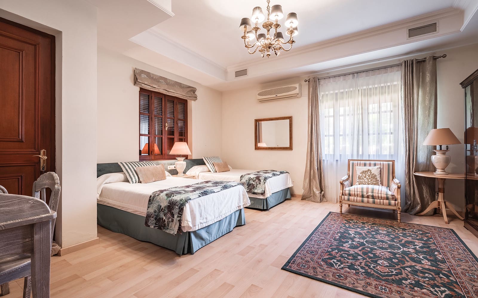 20 slaapkamer Villa te koop in Marbella met zwembad garage - € 19.995.000 (Ref: 9494789)