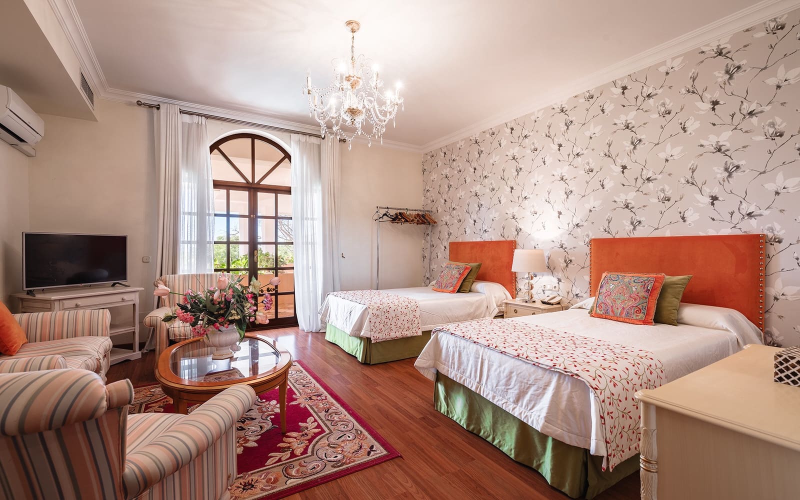 20 bedroom Villa for sale in Marbella with pool garage - € 19,995,000 (Ref: 9494789)
