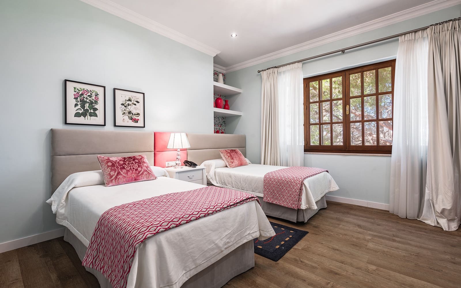 20 bedroom Villa for sale in Marbella with pool garage - € 19,995,000 (Ref: 9494789)